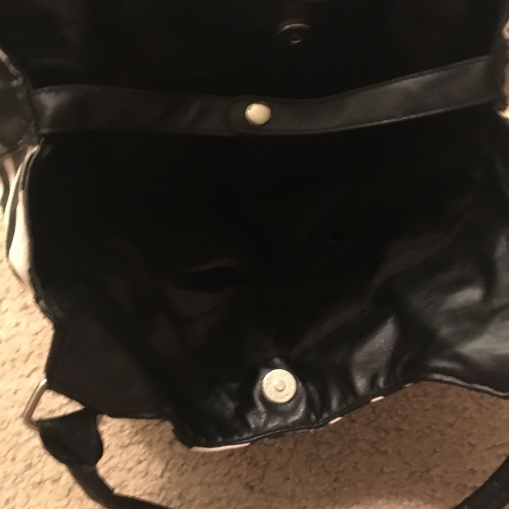 Purse - Picture 3 of 5